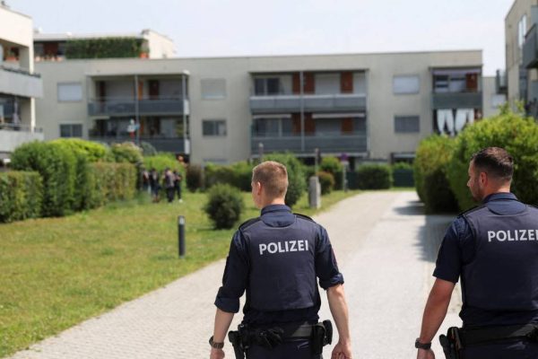 Panic in Graz over Suspicious Object and School Evacuation after Massacre