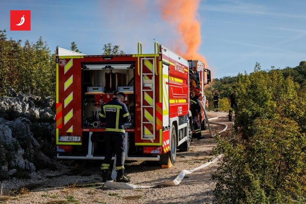 Fire in Klis: Man’s Carelessness Nearly Sparks Disaster!