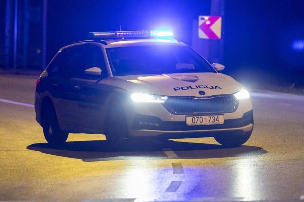 Tragična prometna nesreća u Velikoj Gorici: Mladić poginuo u prevrtanju BMW-a