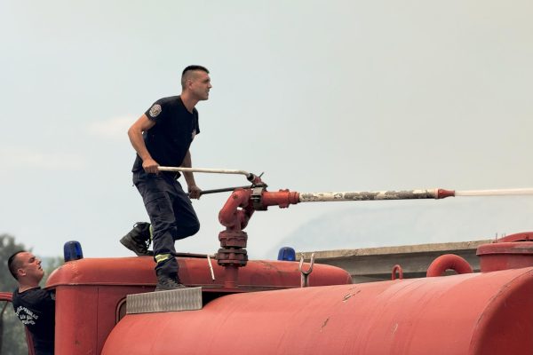 Fires in Podgorica: Seven Car Wrecks Burned, Firefighters Saved Houses