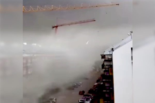 Kran Pao na Novi Beograd: Nevrijeme Koje Je Zgrozilo Grad!