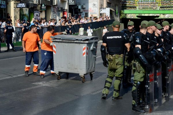 Kraj Besmislenih Blokada: Srbija Kaže Dosta Kaosu!